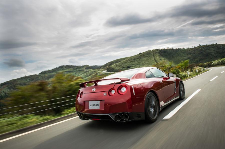  Nissan GT-R by JDM 2015 года  (фото 11 из 16)